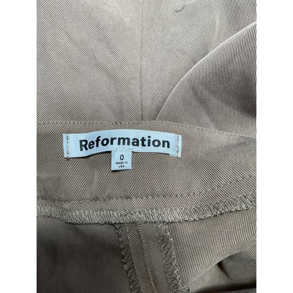 Reformation 'Mason' Brown Short Size 0 - Picture 4 of 5